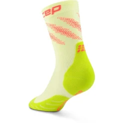 - Run Edt. Elliptic Socks Mid Cut - Laufsocken>CEP Best