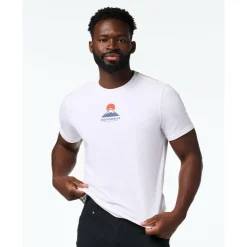 - Mountain T-Shirt - T-Shirt>Cotopaxi Best