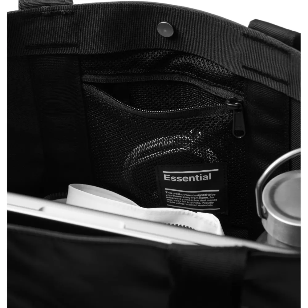 DB - Essential Tote 16 - Umhängetasche^ Taschen|Taschen