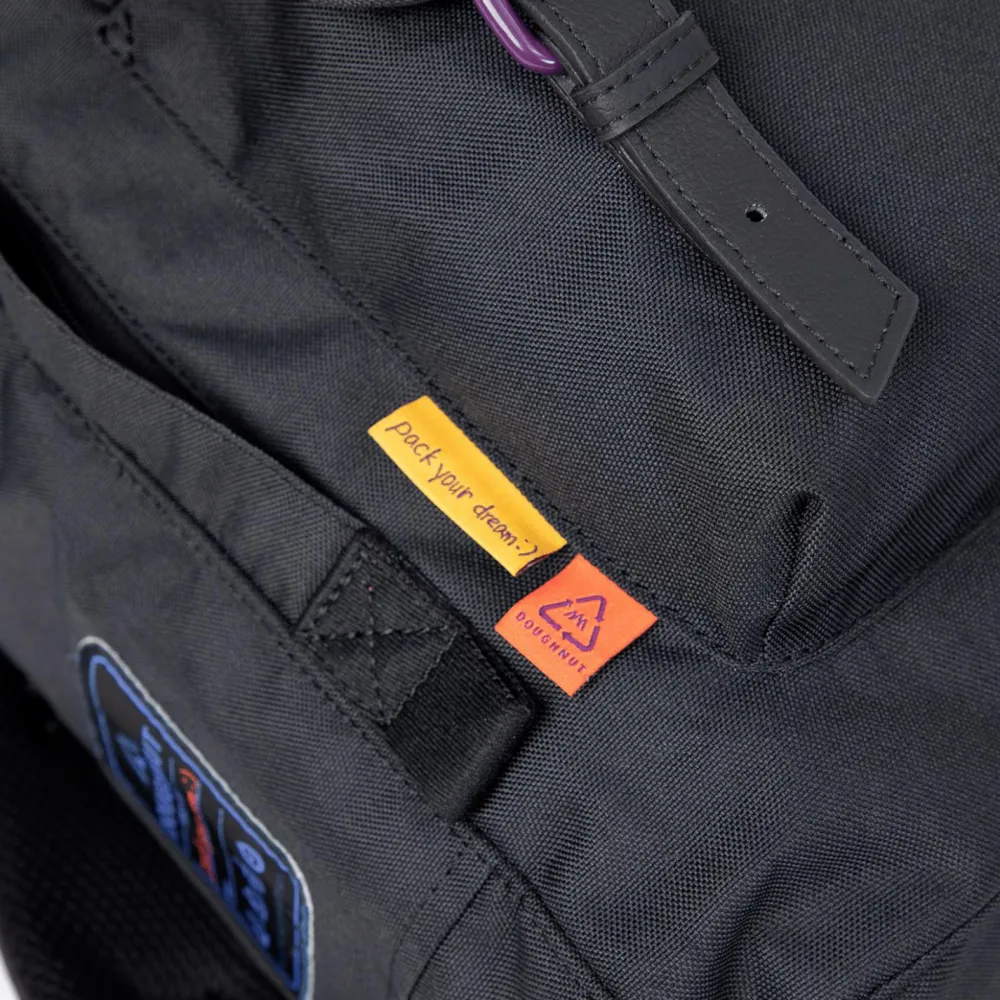 - Macaroon Large Happy Camper 18 - Daypack>Doughnut Clearance