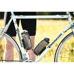 Discount - Twist Bottle 590 Antibacterial + Bike Base - Fahrrad Trinkflasche Fahrradzubehör|Flaschen & Halter