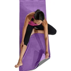 - Stay Put Yoga Mat Towel - Mikrofaserhandtuch>GAIAM Online