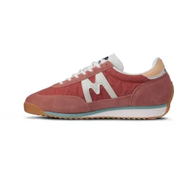 - Mestari - Sneaker><noscript><img width=