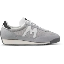 - Mestari - Sneaker><noscript><img width=