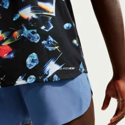 - Dri-Fit ADV Aeroswift AOP S/S - Laufshirt><noscript><img width=