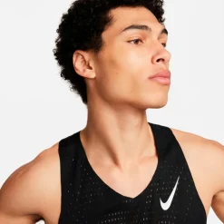 - Dri-Fit ADV Aeroswift Singlet - Laufshirt><noscript><img width=