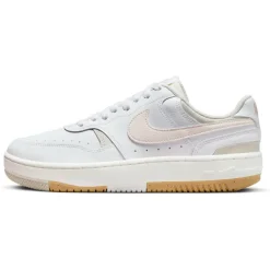 Nike - Women's Gamma Force Shoes - Sneaker