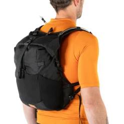 - Rolltop Hydration Vest - Bike-Rucksack><noscript><img width=
