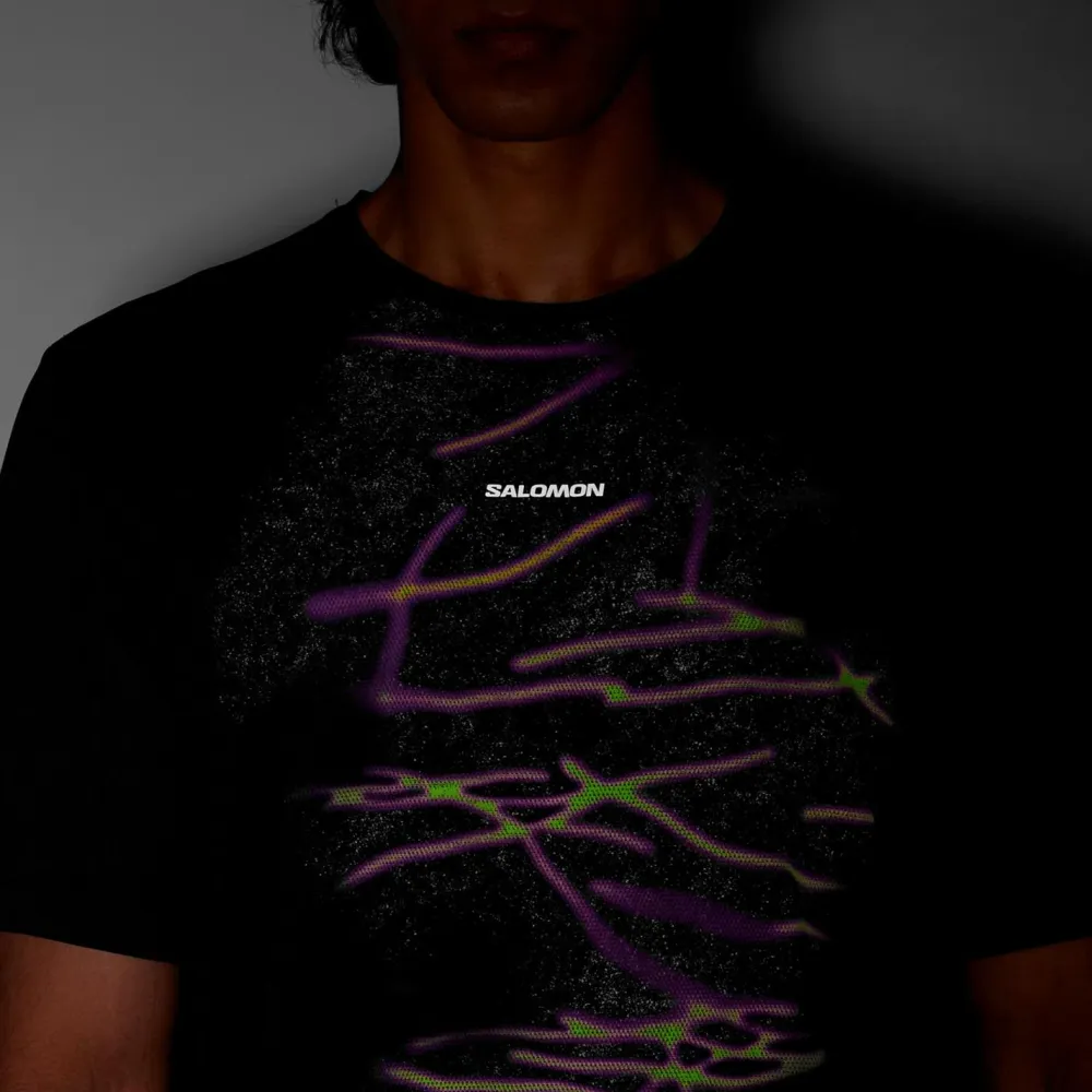 Online - SHKout Core S/S Tee GFX - Laufshirt Laufbekleidung|Shirts, Hemden & Longsleeves