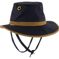 - The Outback - Hut>Tilley Best