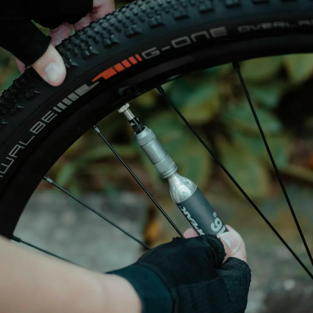 Topeak - Micro AirBooster II with 16g CO2 Cartridge - CO2-Pumpe