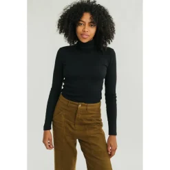 - Women's Canna - Pullover><noscript><img width=